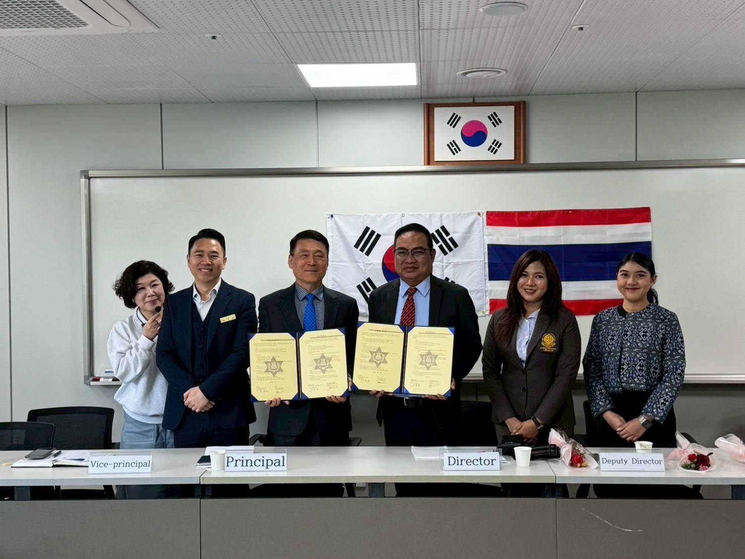 โครงการแลกเปลี่ยนเรียนรู้และศึกษาดูงานของคณะผู้บริหารครูและนักศึกษา (วันที่ 3) #วันจันทร์ ที่ 7 เมษายน 2568